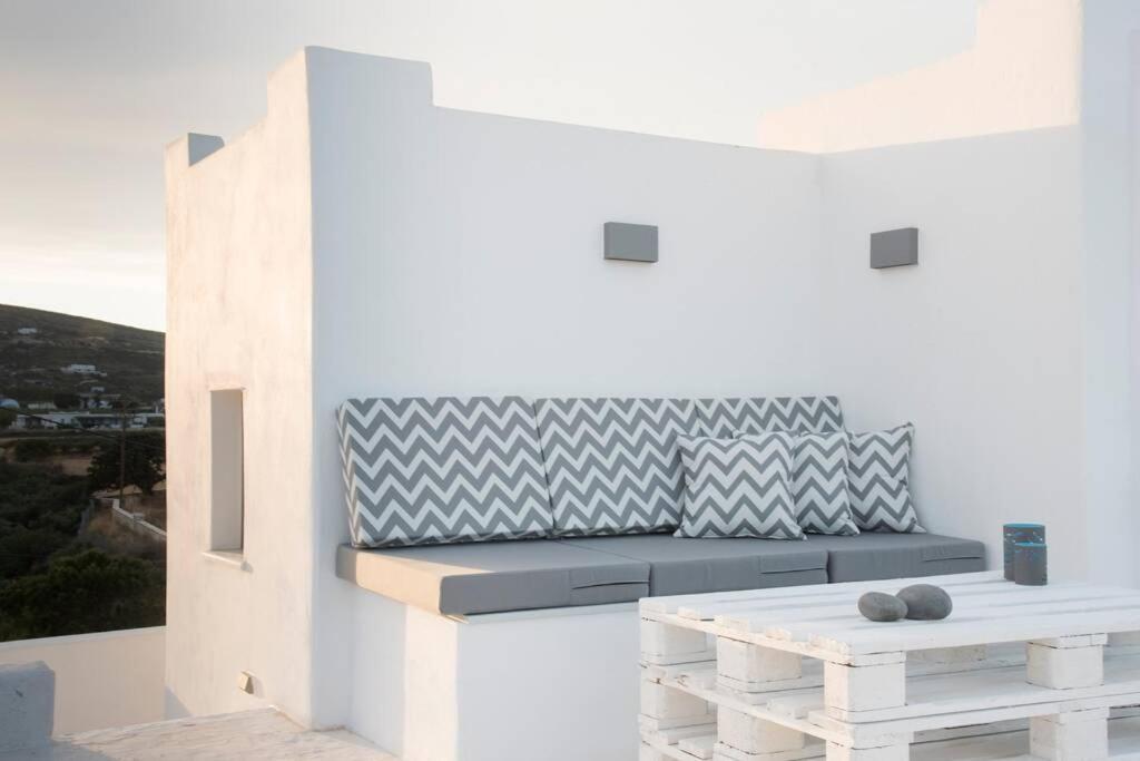 Sunny Studio W.Breathtaking Naxos Views In Isterni Apartment Isterni  Exterior photo