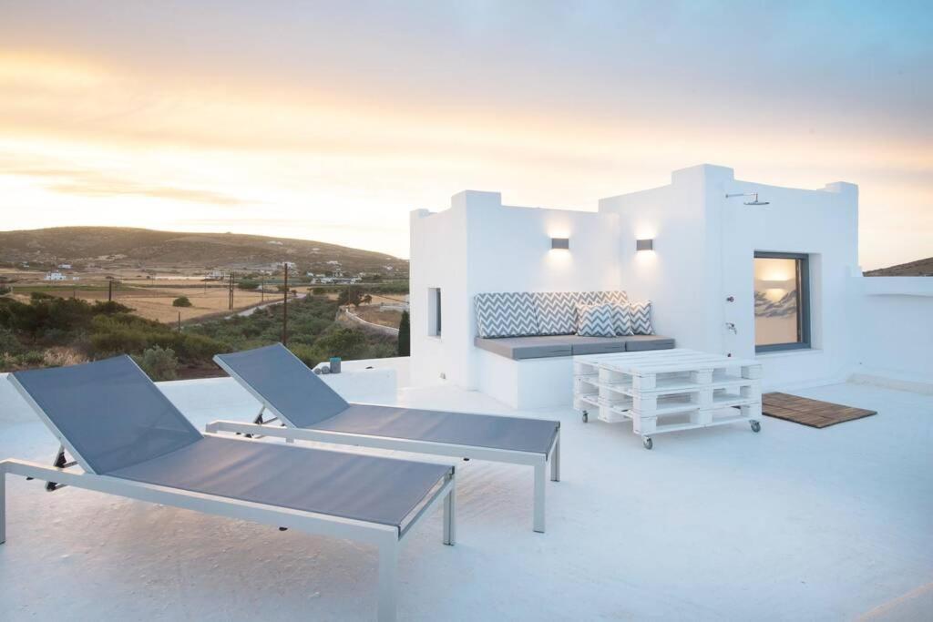 Sunny Studio W.Breathtaking Naxos Views In Isterni Apartment Isterni  Exterior photo