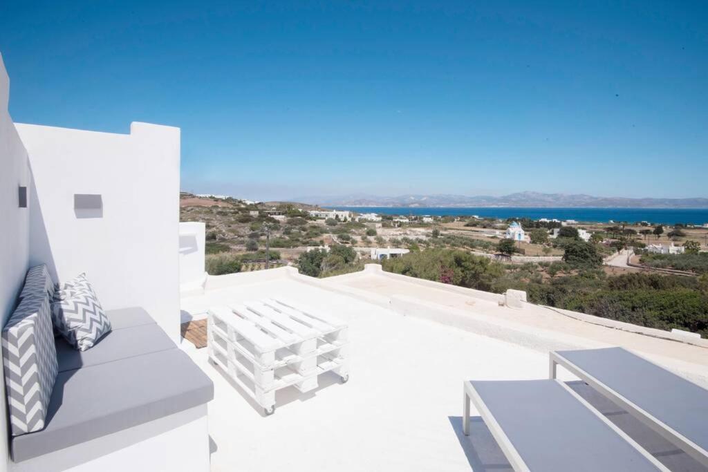Sunny Studio W.Breathtaking Naxos Views In Isterni Apartment Isterni  Exterior photo