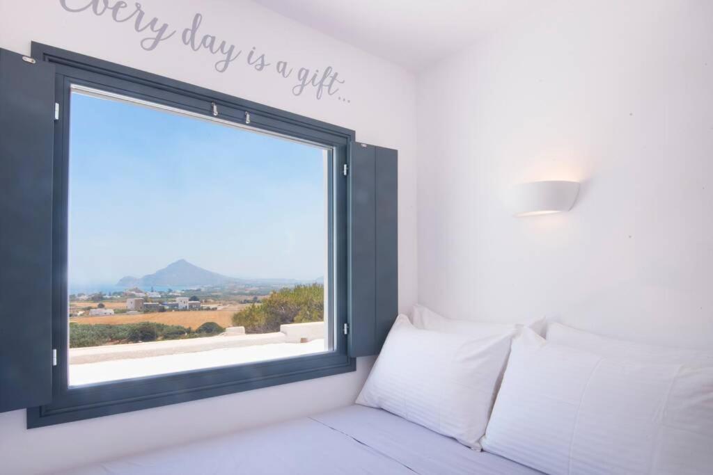 Sunny Studio W.Breathtaking Naxos Views In Isterni Apartment Isterni  Exterior photo